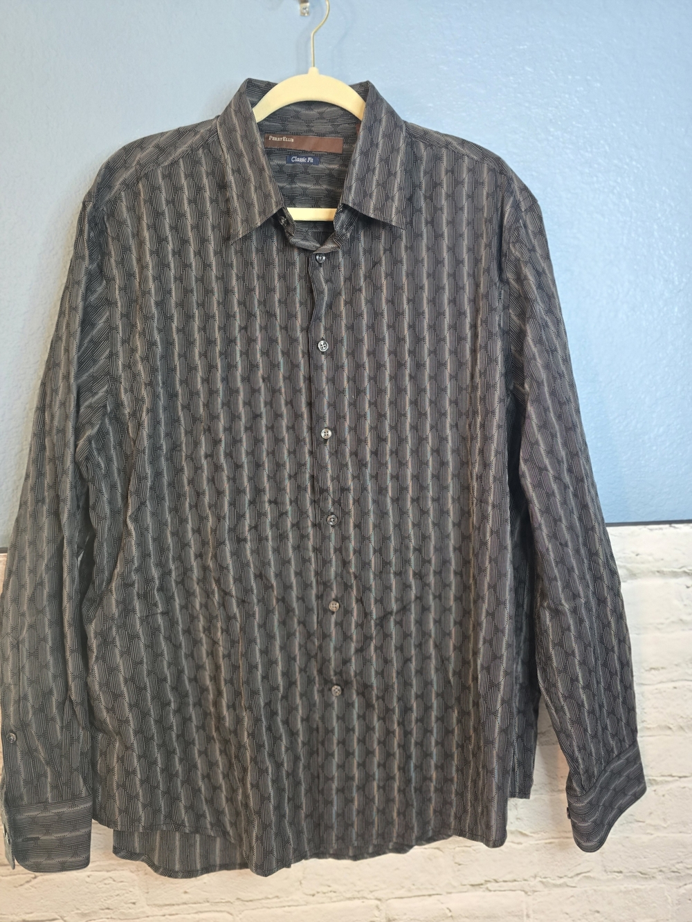 Perry Ellis Men's Black and Gray Stripe Dress Shirt Sz XL